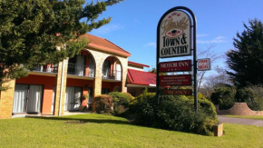 Отель Idlewilde Town & Country Motor Inn  Памбула